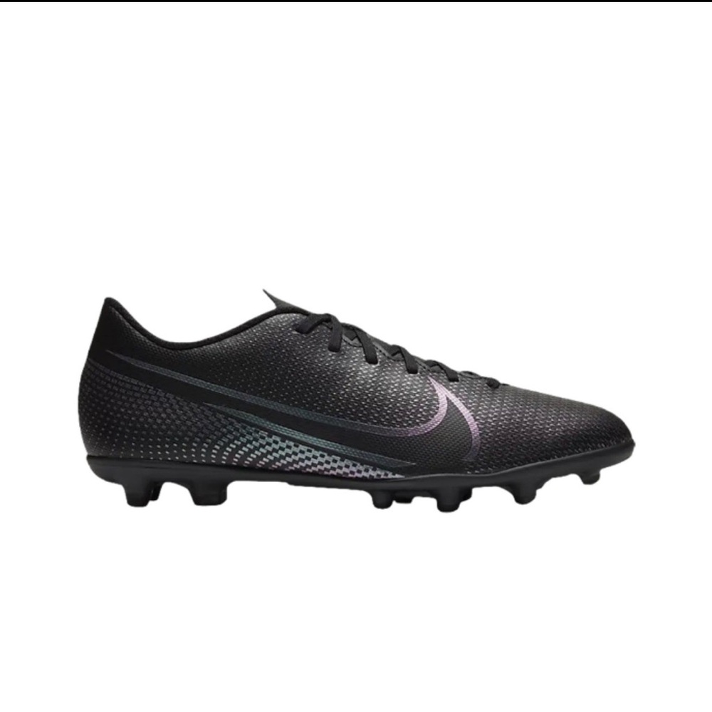 Nike Black Athletic Soccer Cleats with Durable Design